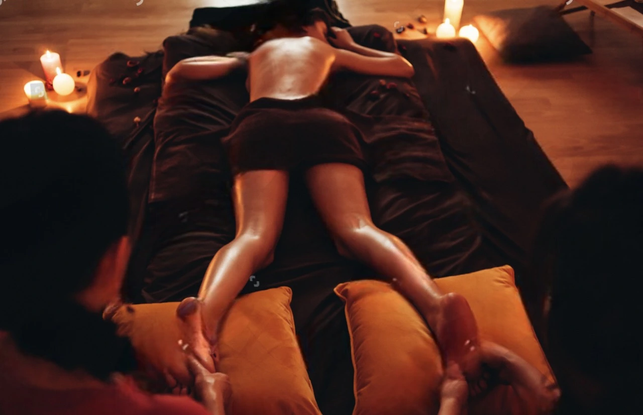 Unlock Full-Body Pleasure at Home: Sensual Massage Techniques for Couples and Solo Relaxation in the UK